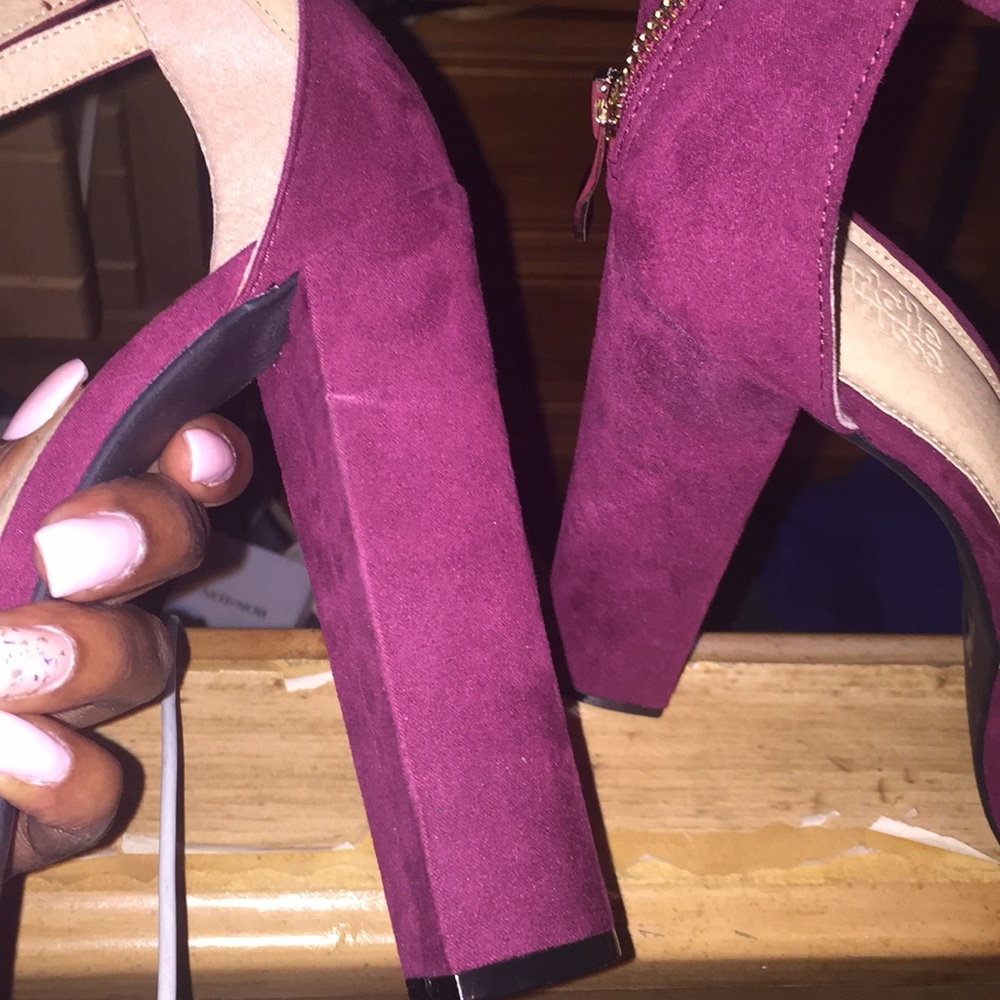 Party Heels - Picture 2 of 6